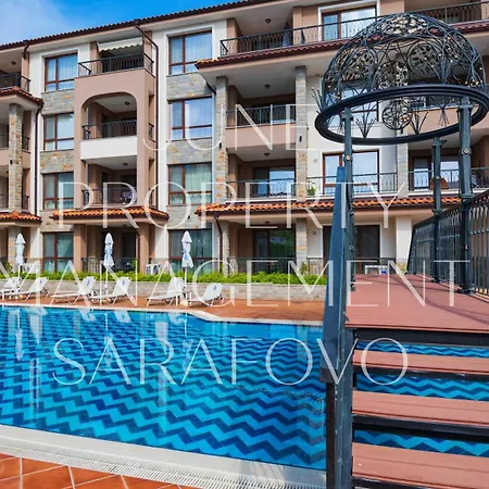 луксозен с паркомясто в квартал сарафово 公寓